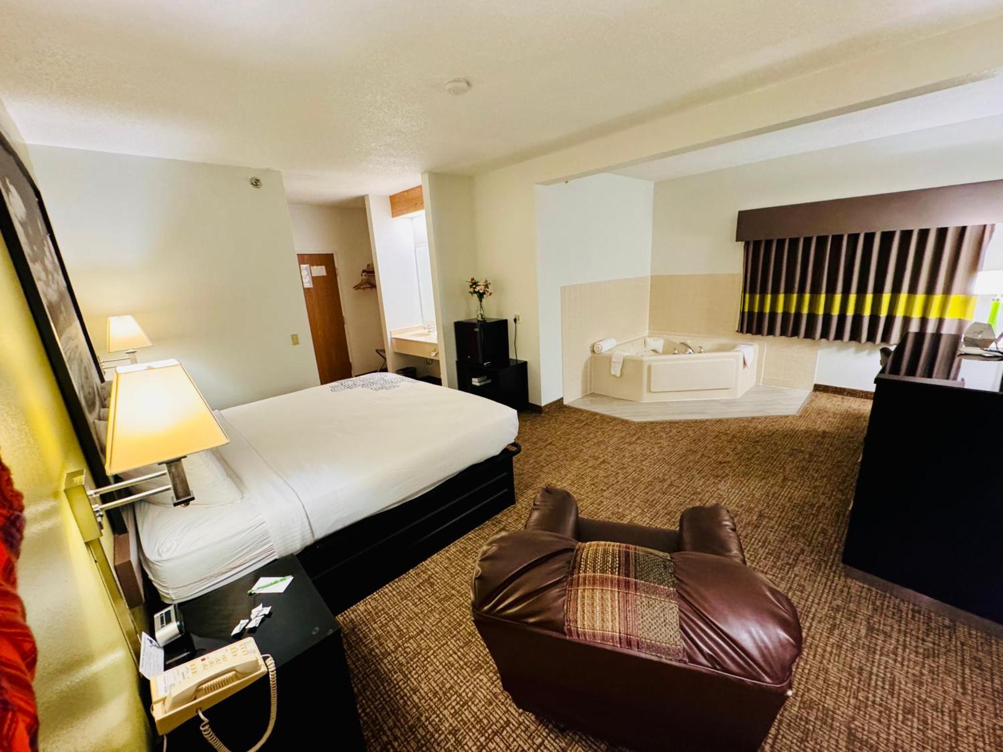 Forest City Inn Εξωτερικό φωτογραφία